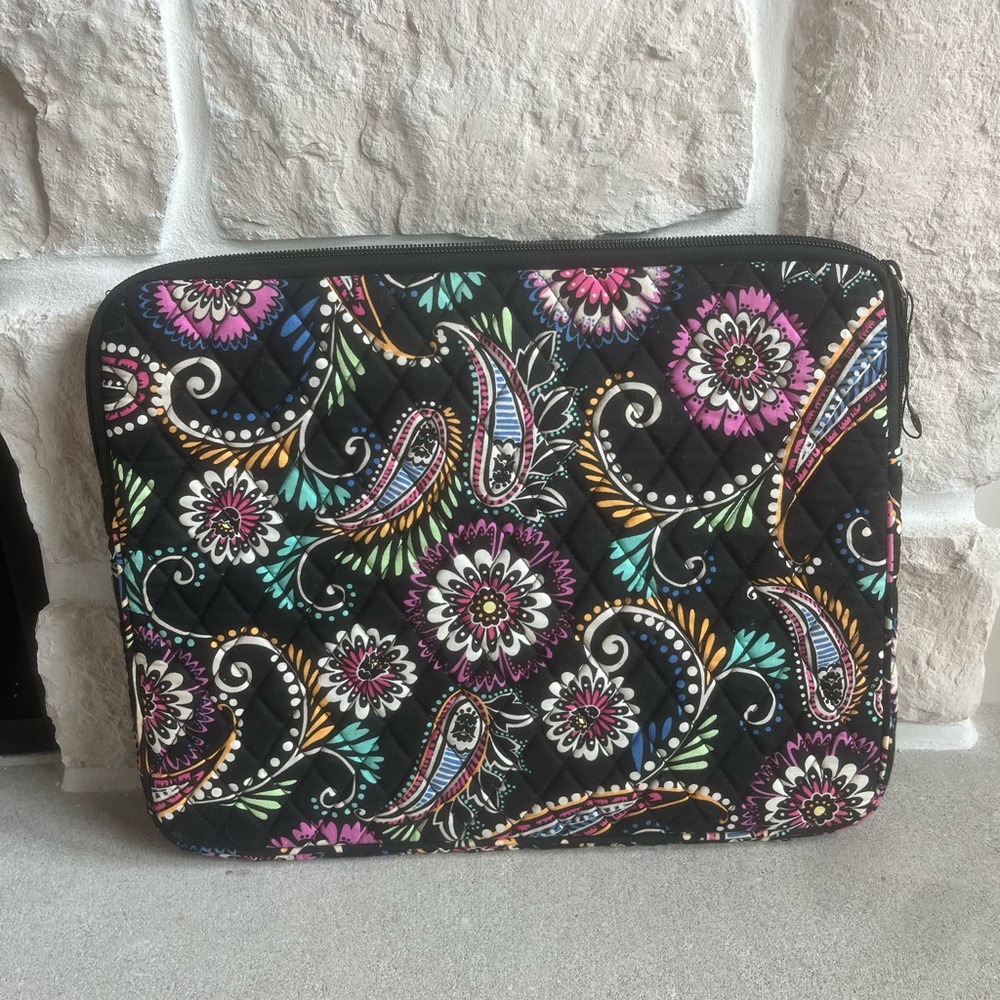Vera Bradley Black Paisley Quilted Tech Sleeve